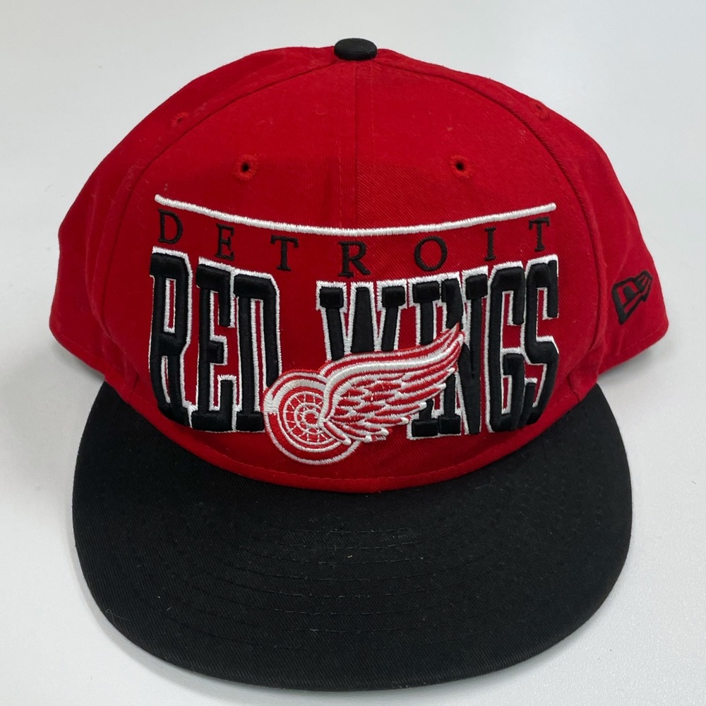 New Era Detroit Redwings Snapback Hat 9fifty NHL Red Black Hockey Vintage Retro